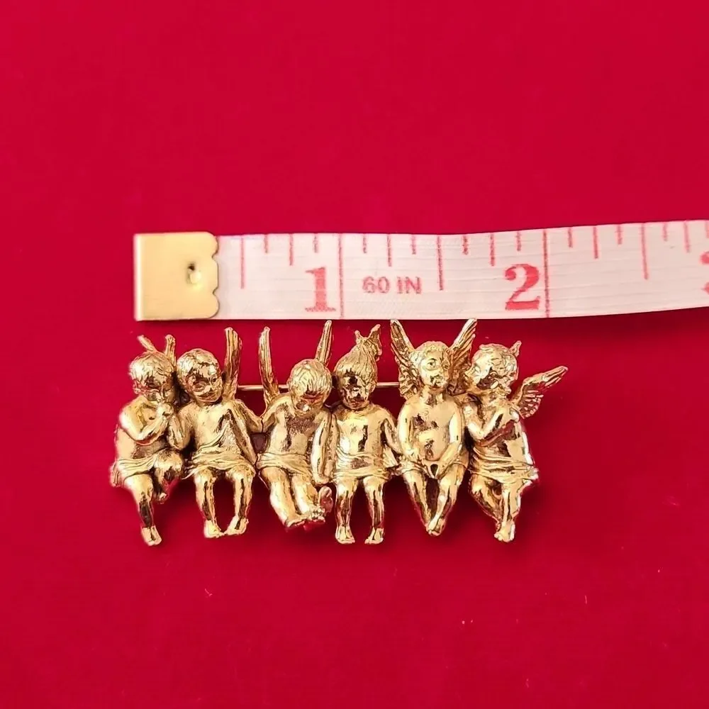 Vintage Signed Edgar Berebi Gold Plated Cherub Angel Brooch Pin Limited Edition